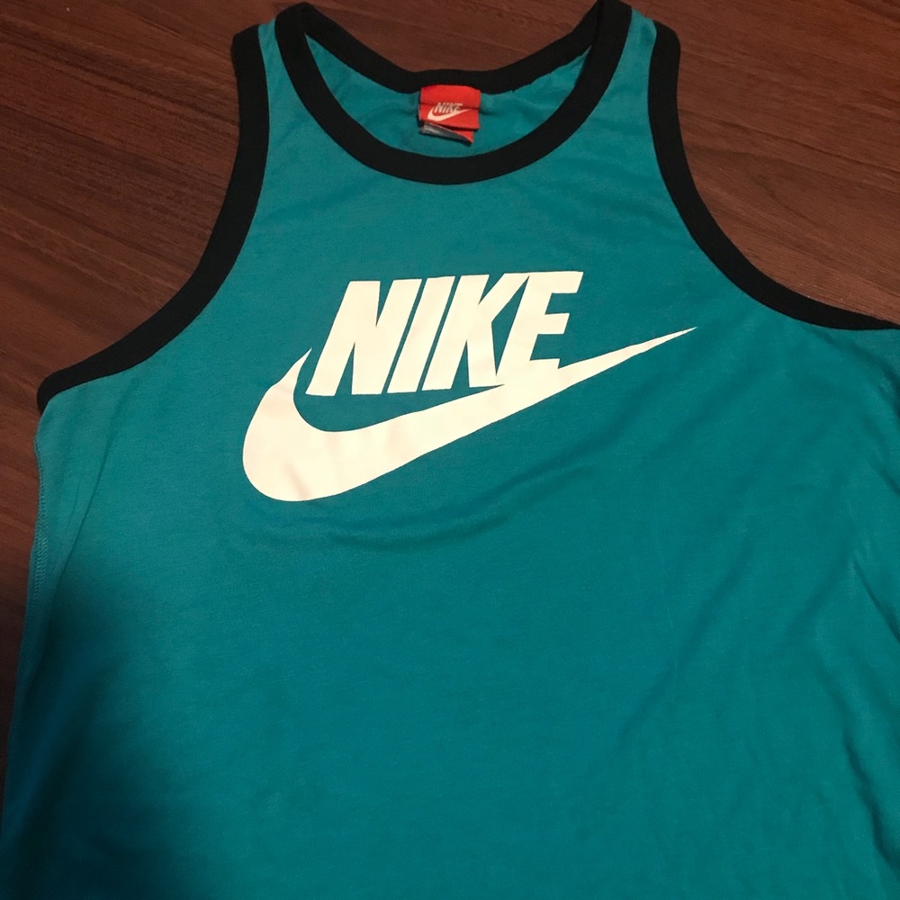 Nike tank top